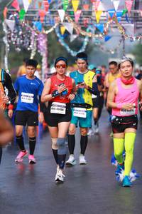 BIB: 816, 45464
                            <button type="button" onclick="openModal(9925959)" class="btn btn-primary btn-sm float-right btn-popup" data-toggle="modal" data-target=".modal-high-quality">
                        <i class="fas fa-shopping-cart"></i> Add to Cart
                    </button>
                                            <button type="button" onclick="isThisMe(9925959, true)" class="btn btn-success btn-sm float-right btn-popup btn-isme hidden" data-toggle="tooltip" data-placement="bottom" title="นี่คือรูปของคุณใช่ไหม คลิกที่นี่เพื่อเอาเข้าอัลบั้ม">
                        <i class="fas fa-plus"></i> Add to album
                    </button>
                    <button type="button" onclick="isThisMe(9925959, false)" class="btn btn-warning btn-sm float-right btn-popup btn-isnotme hidden">
                        <i class="fas fa-ban"></i> Remove from album
                    </button>